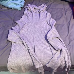 Selling this sweater